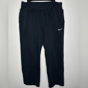 Nike Men’s Sportswear Club Fleece Pants Sweatpants Black Swoosh Logo XL